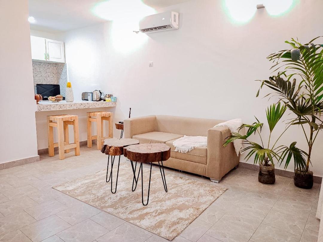Duplex Mbote Brazzavile برازافيل المظهر الخارجي الصورة